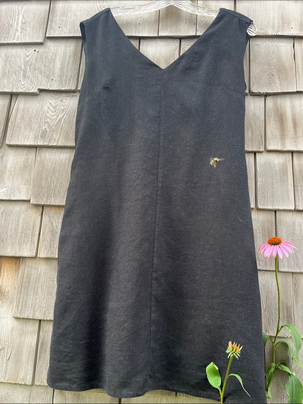 Linen V neck dress XS Nicole Miller